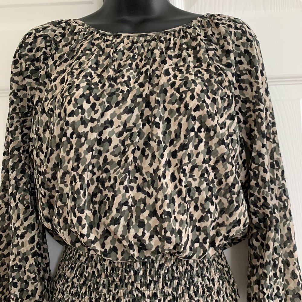 White House Black Market Women´s Dolman Top Blouse, Size XS - Picture 4 of 12